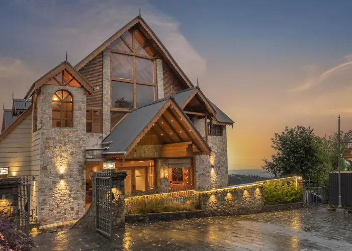 Echor Mandara Treevilla DharamshalaVilla