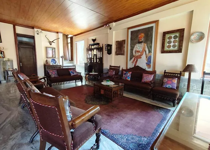 Clouds End Villa, A Heritage Home Stay, 10 Mins From McleodganjVilla